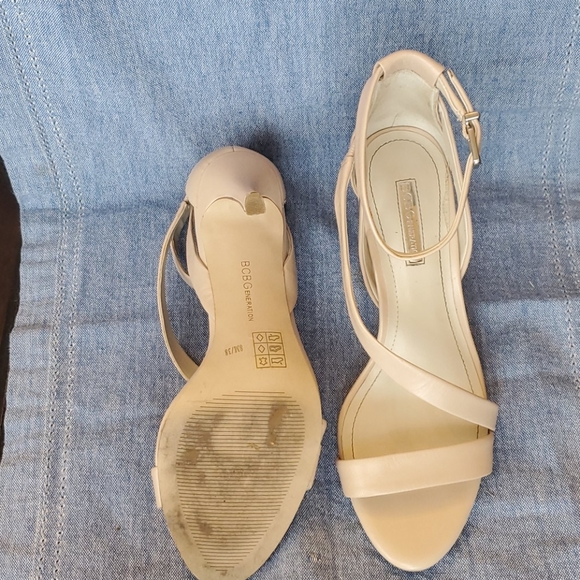 Nude sandal - Picture 3 of 3